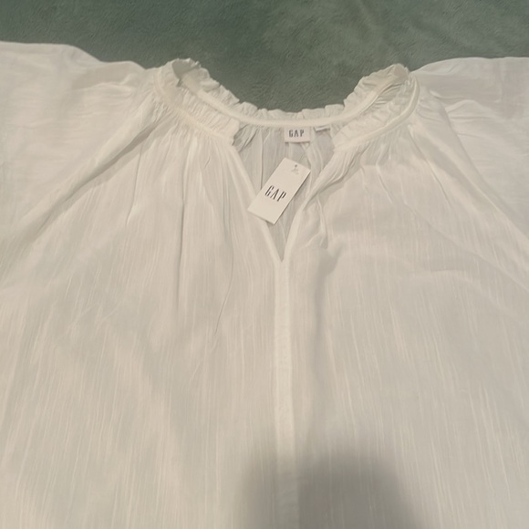 Gap white blouse Large nwt - Picture 2 of 4
